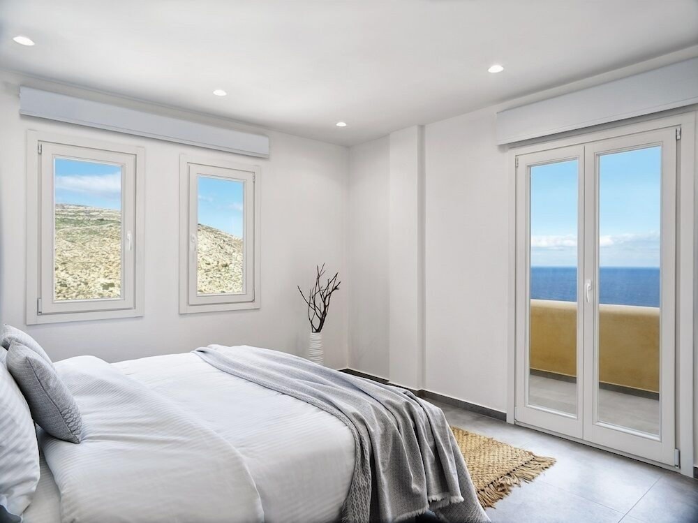 AVATON Folegandros