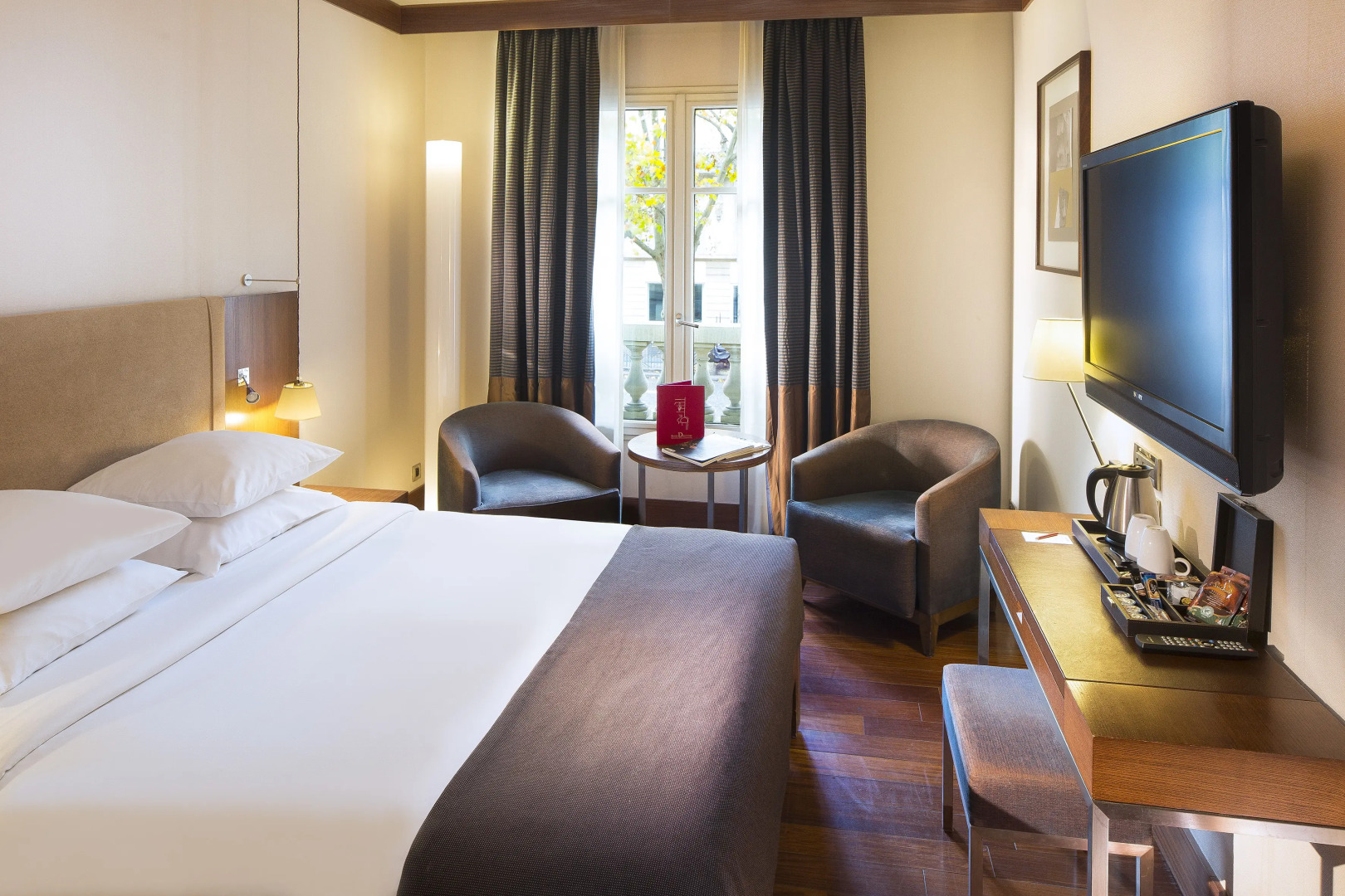 Photo - Grand Hôtel Champs-Elysées