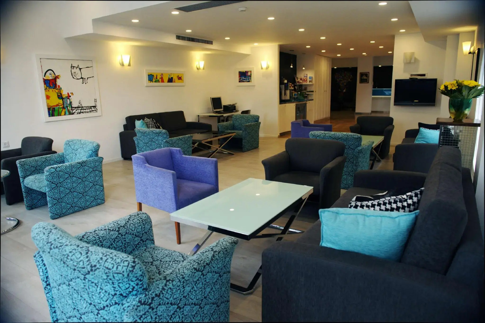Photo - Best Western Regency Suites