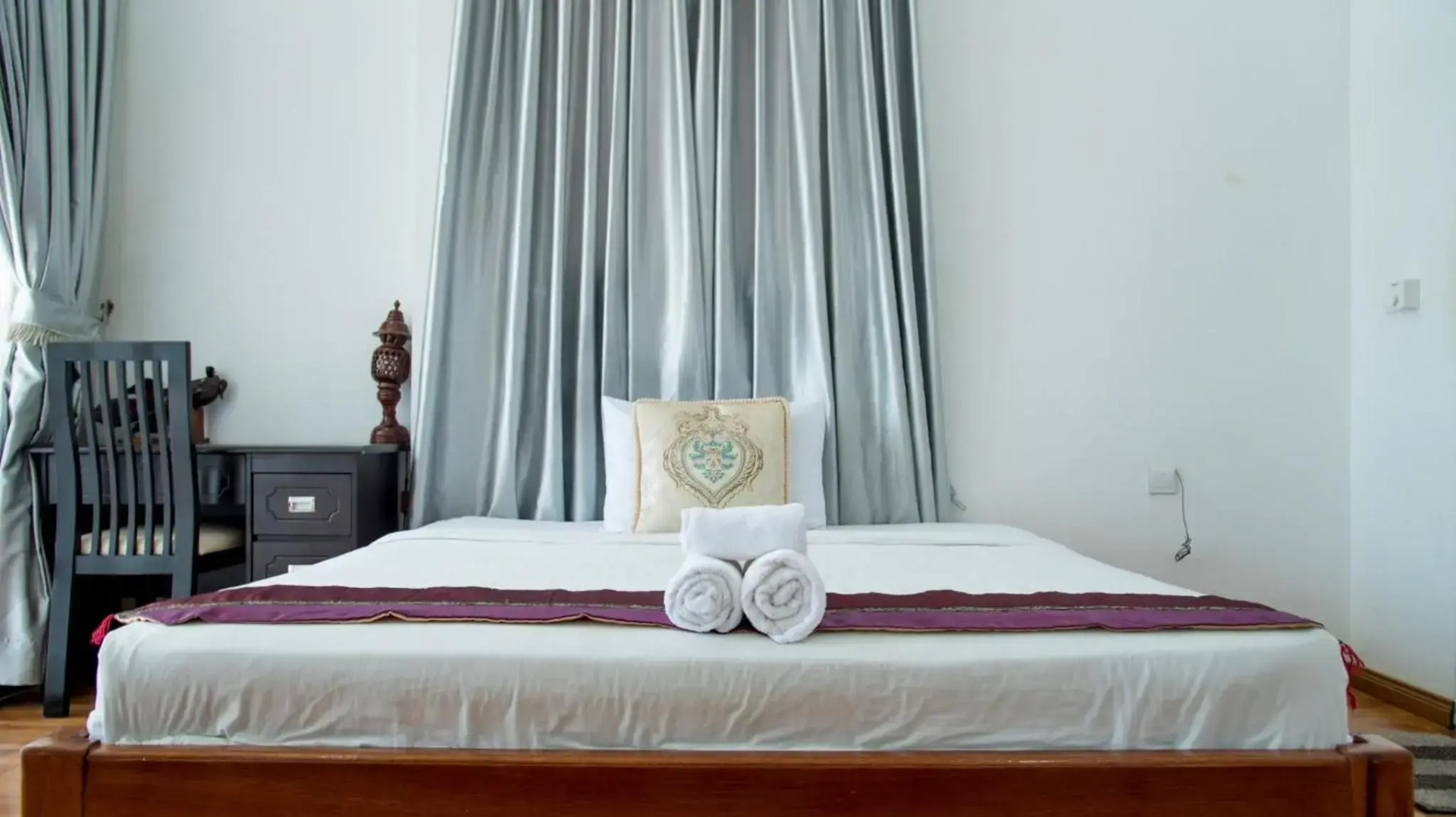 Foto - New Season Riverside Hotel