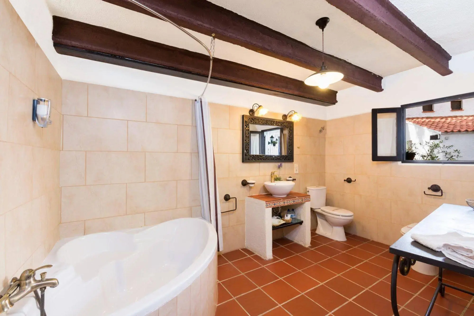 Photo - Comarquinal Bioresort Penedes