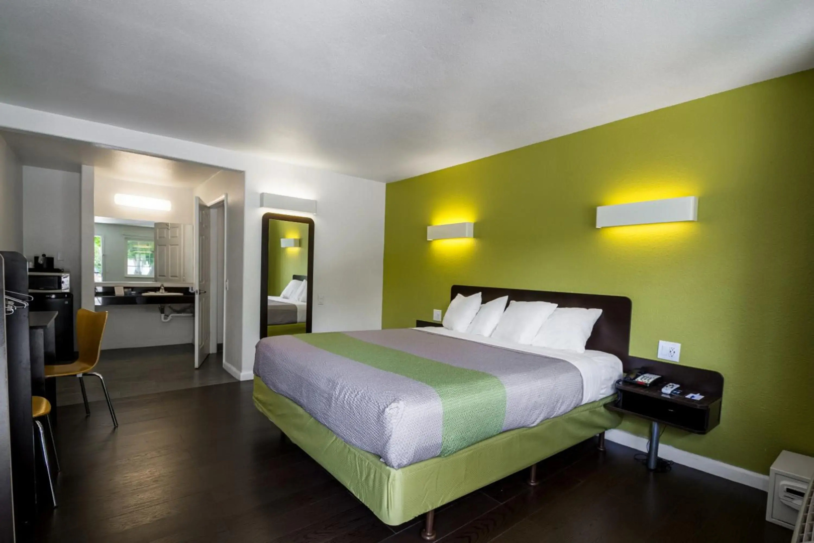 Photo - Fisherman's Cove Inn