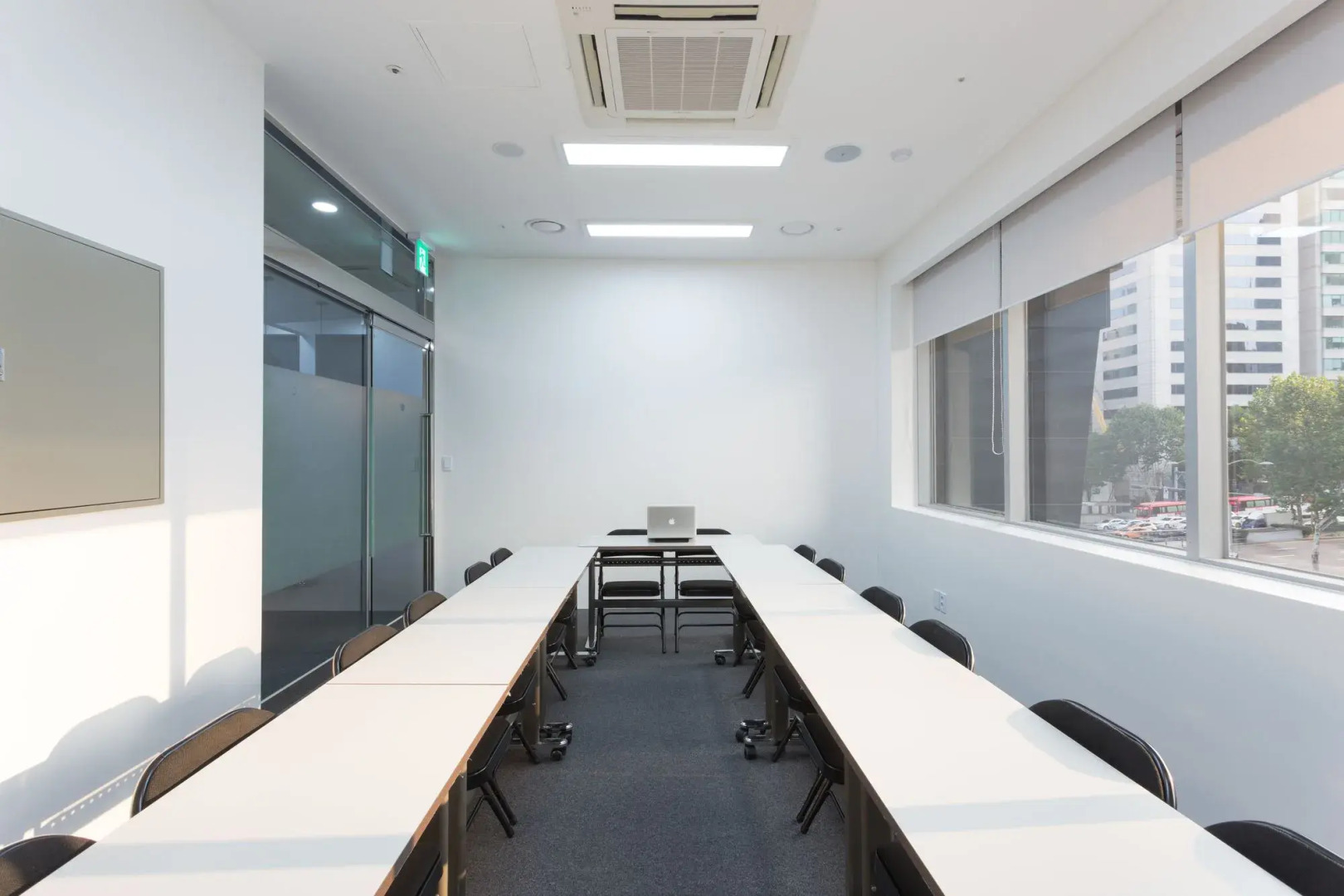 Foto - Yeoksam Artnouveau City Hotel and Residence