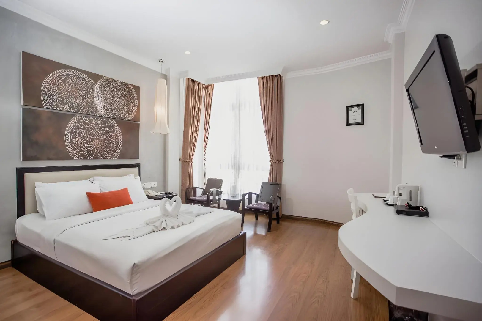 Photo - King Grand Boutique Hotel