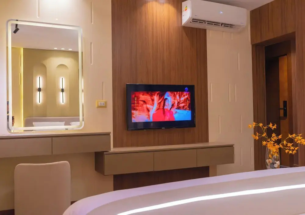 Foto - Spire West Hotel