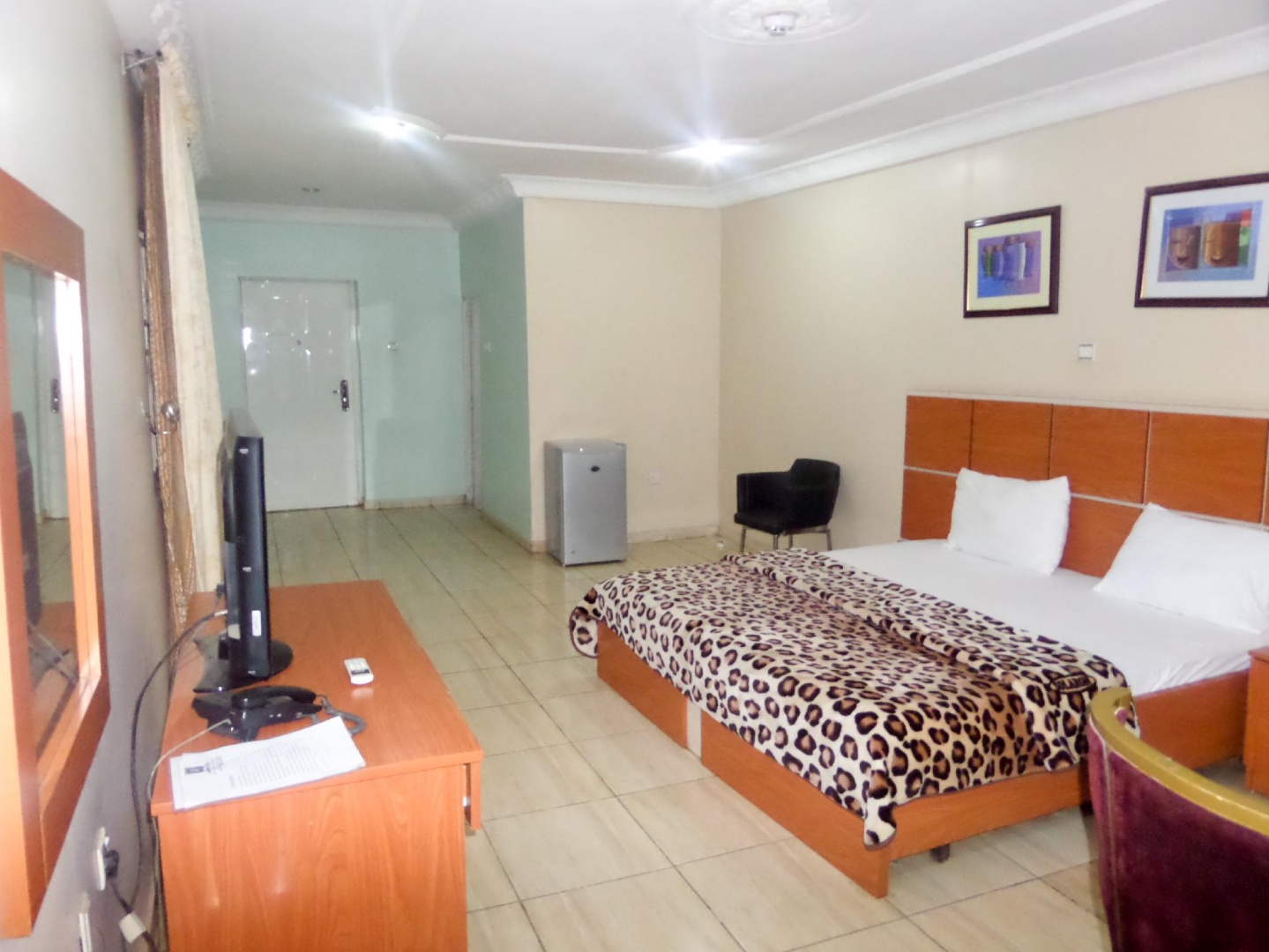 K-Kryxtal Suites