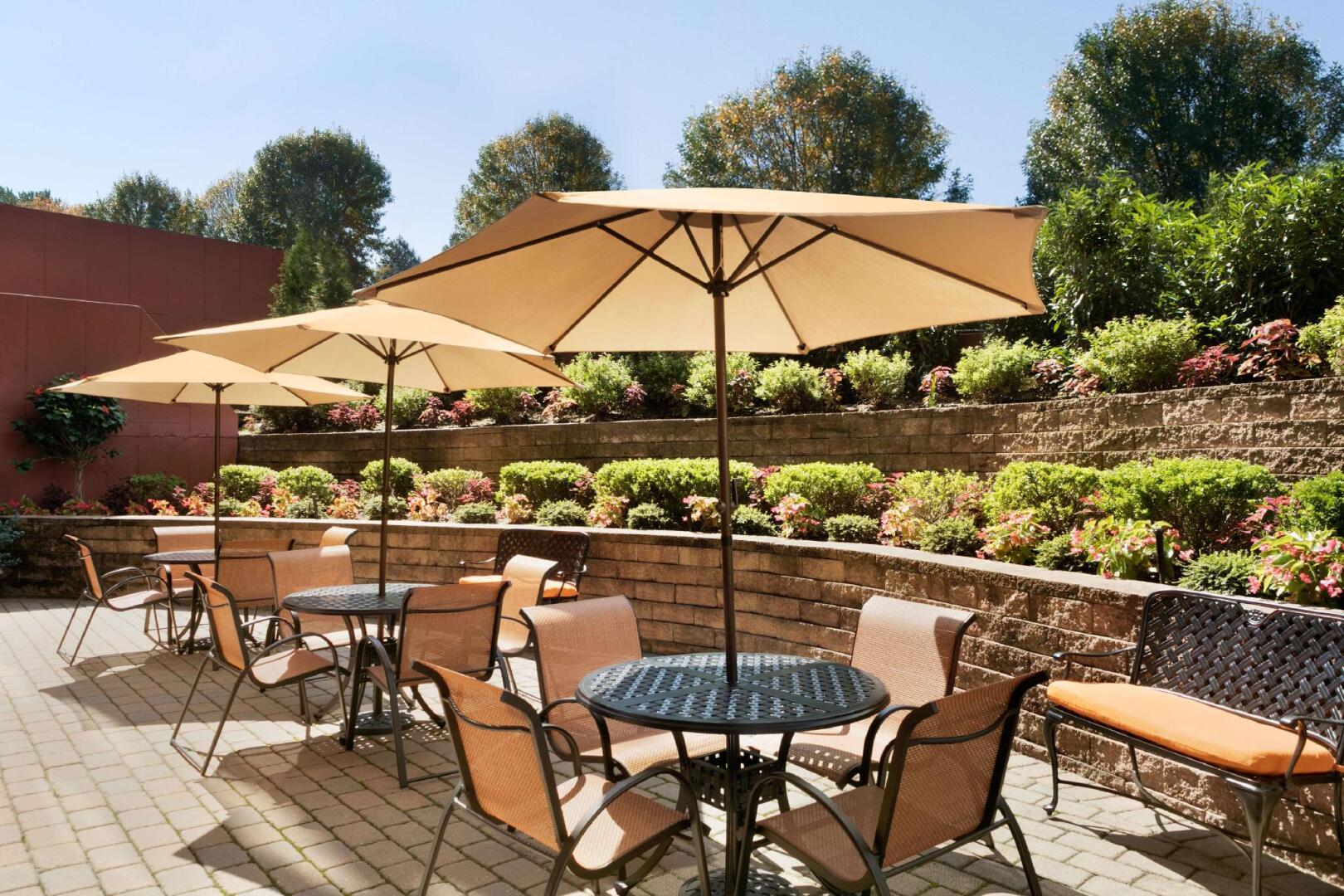 Photo - Hampton Inn New York - LaGuardia Airport