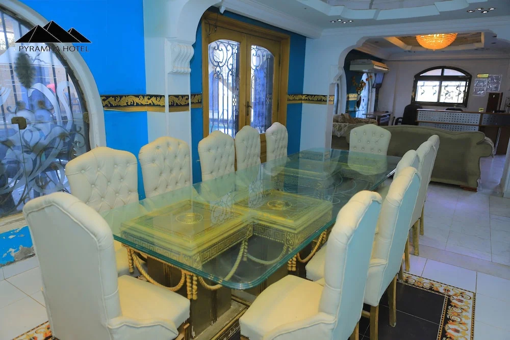 Photo - Pyramita Hotel