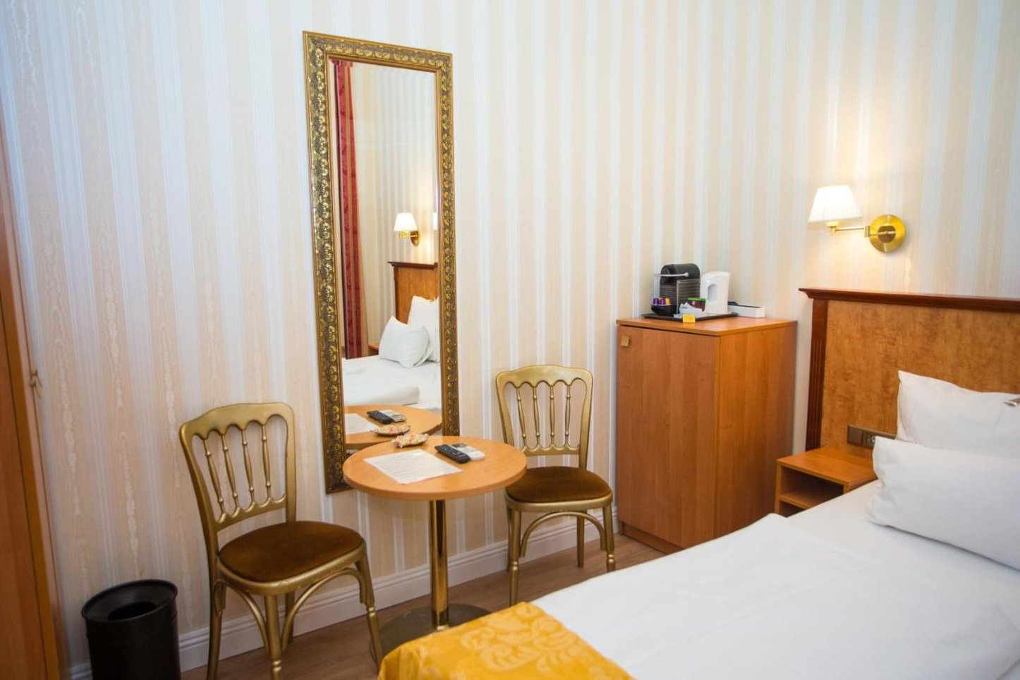 Foto - Opera Suites - Self Check-in