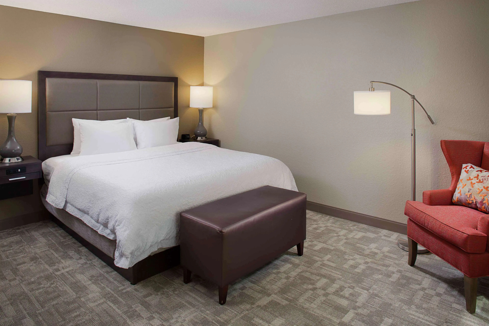 Photo - Hampton Inn Garden City Long Island