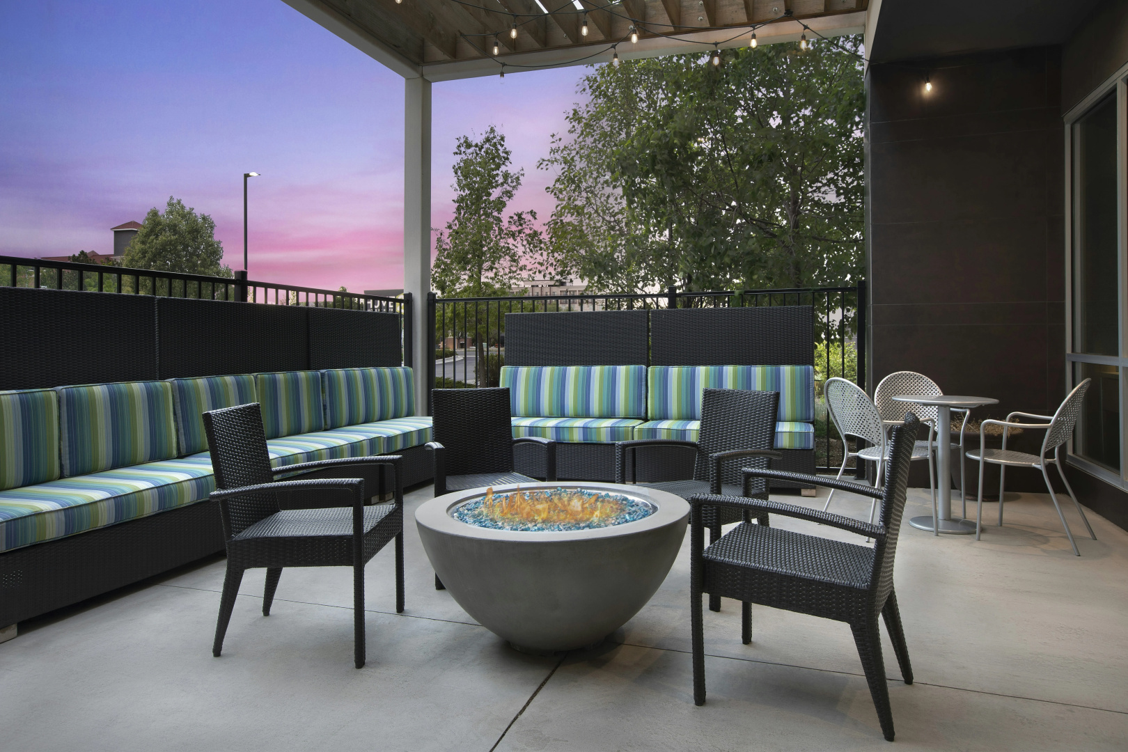 Photo - Home2 Suites by Hilton Denver International Airport