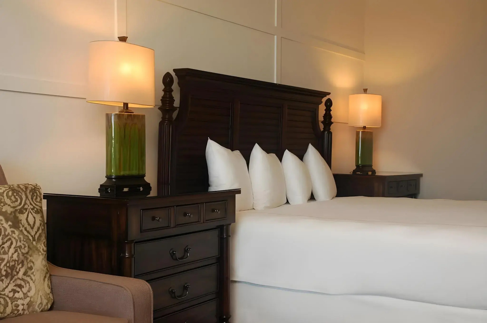 Photo - Riverside Hotel