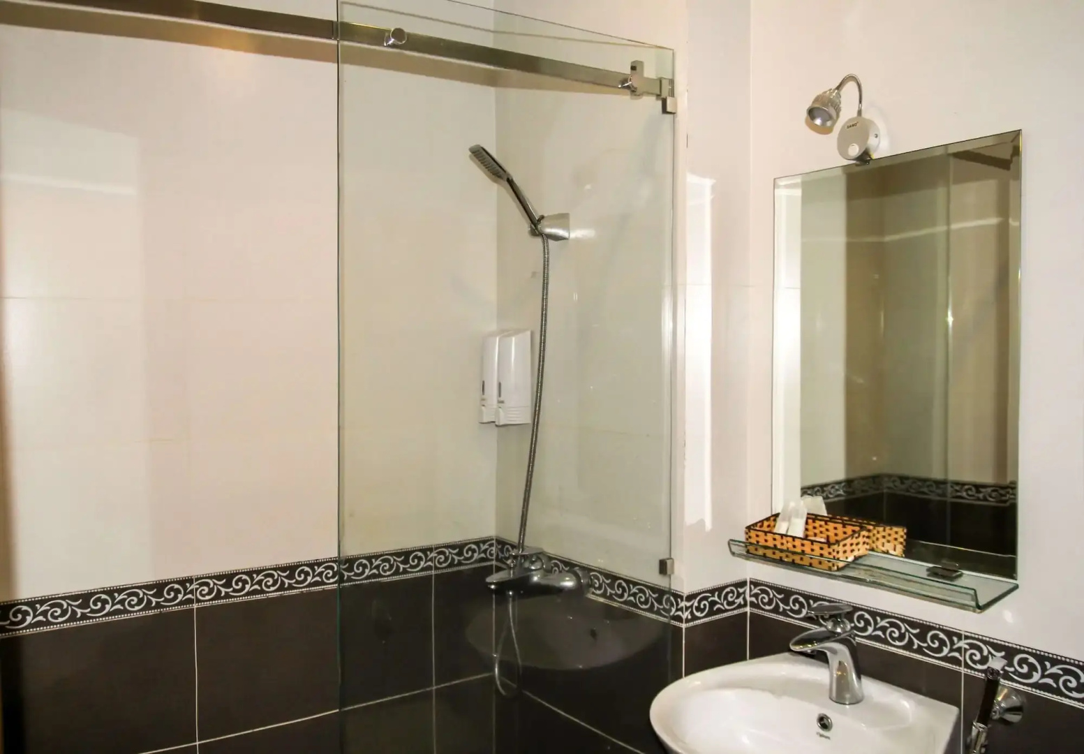Photo - SAZI Erato Hotel - Free Airport & Breakfast