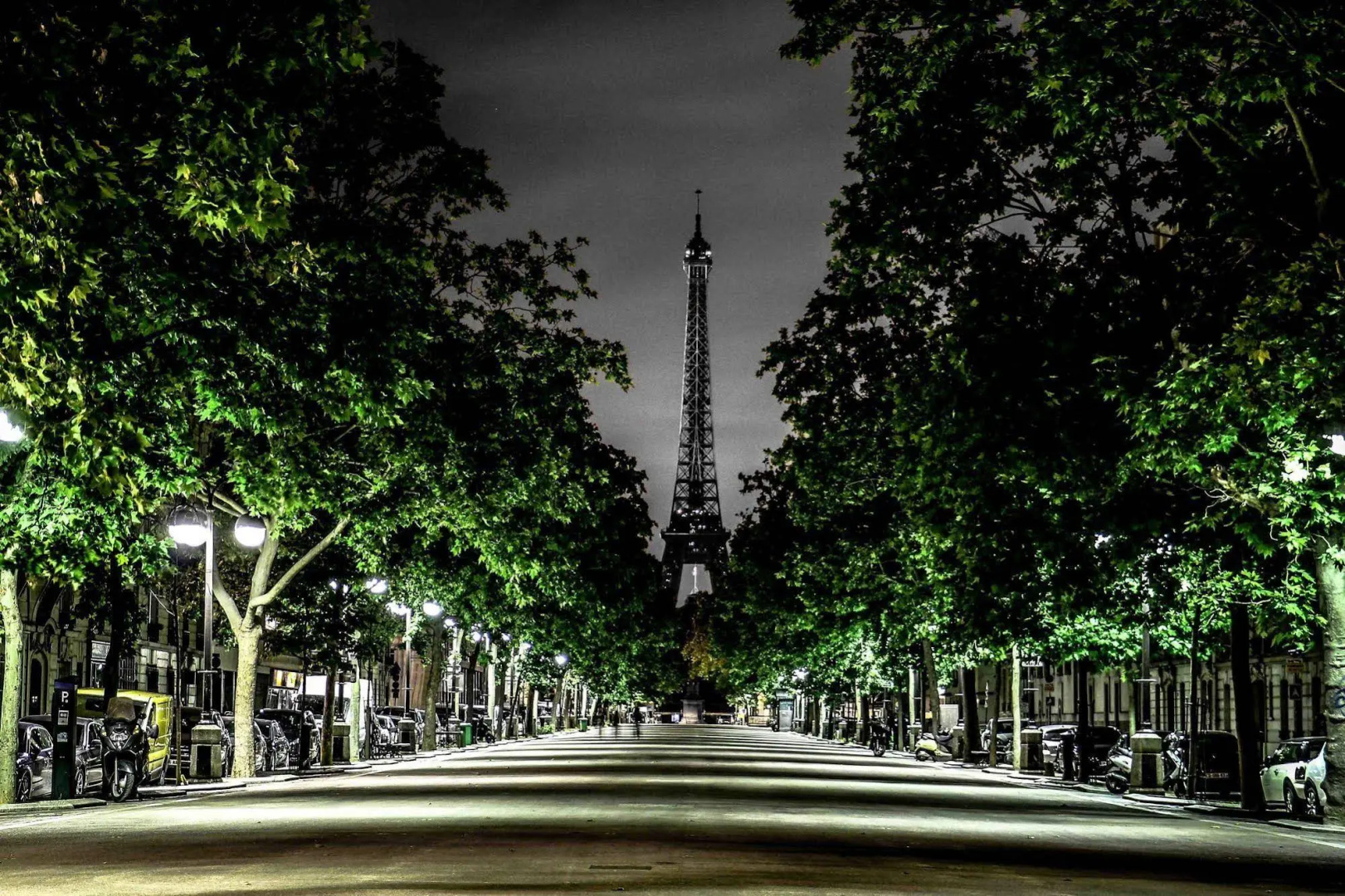 Photo - Vic Eiffel