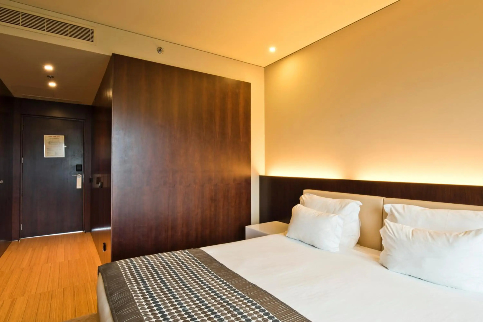 Photo - Golden Tulip São João da Madeira