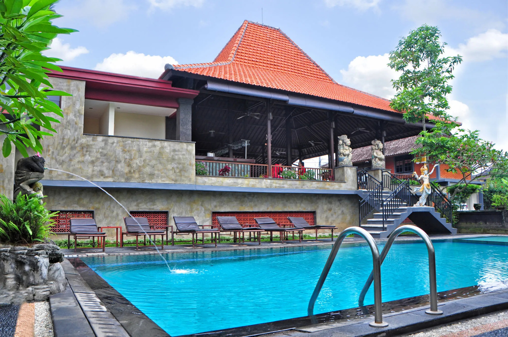 Foto - Nick's Pension
