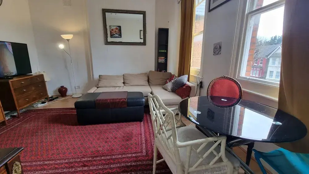 Foto - Extra Large One Bedroom Flat with Parking