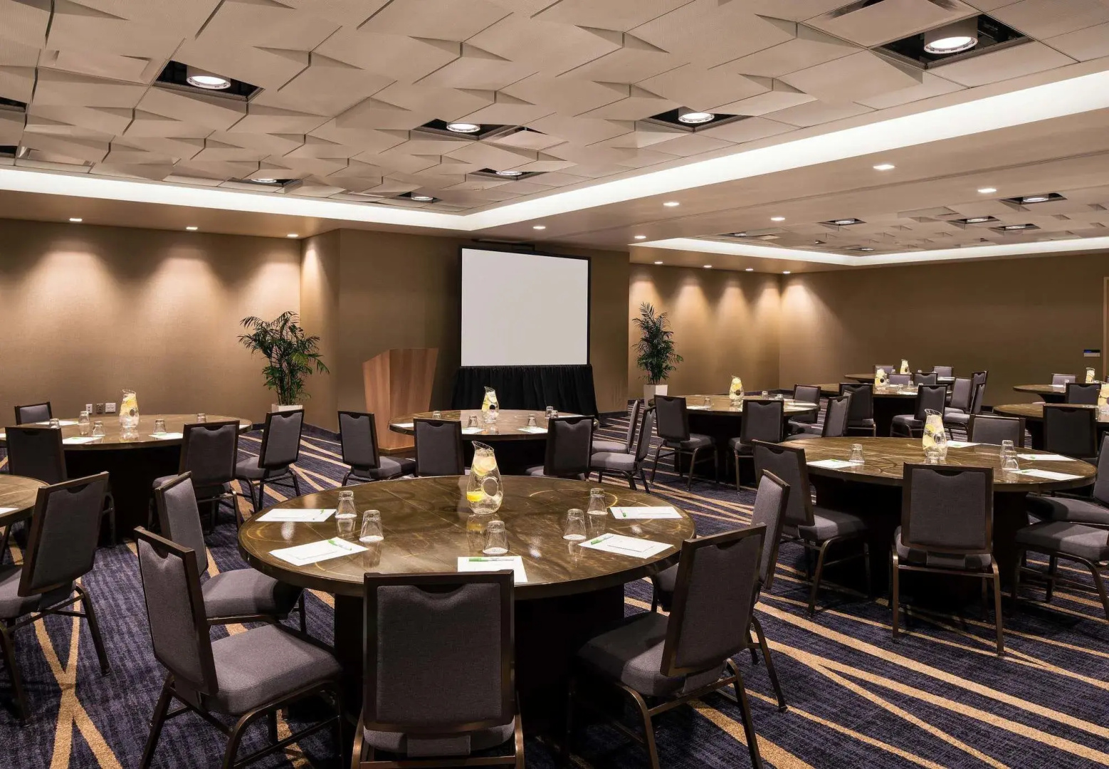 Photo - Courtyard by Marriott Phoenix Downtown