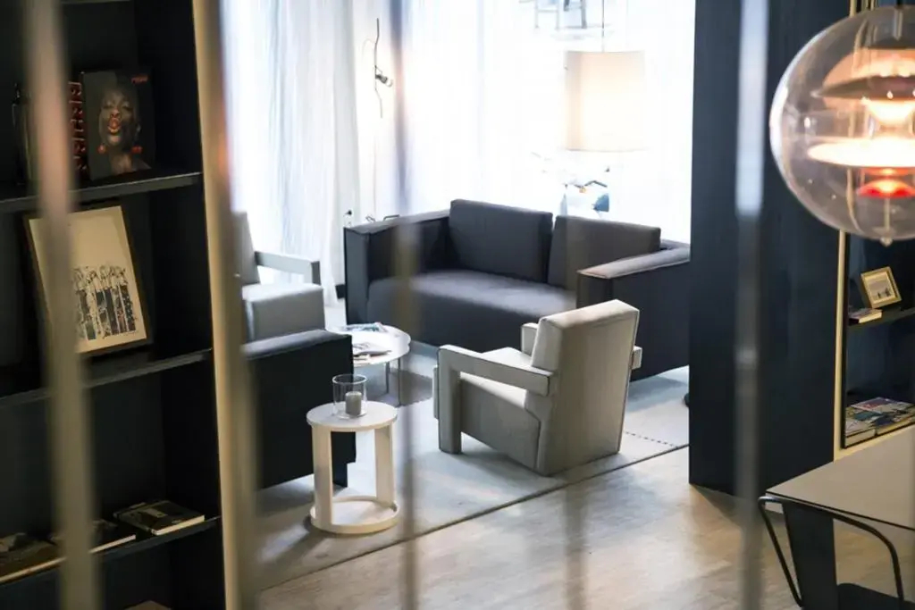 Photo - Pol & Grace Hotel
