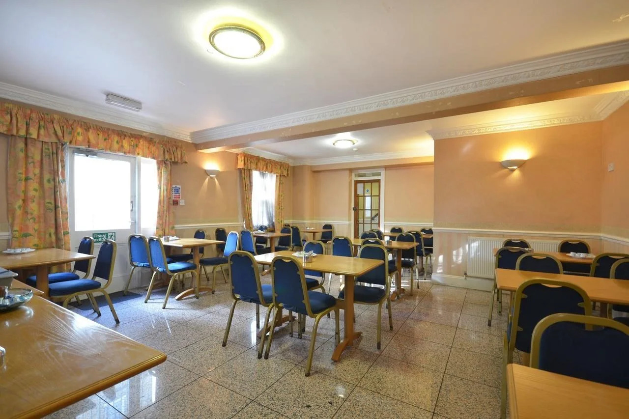 Photo - Seymour Hotel