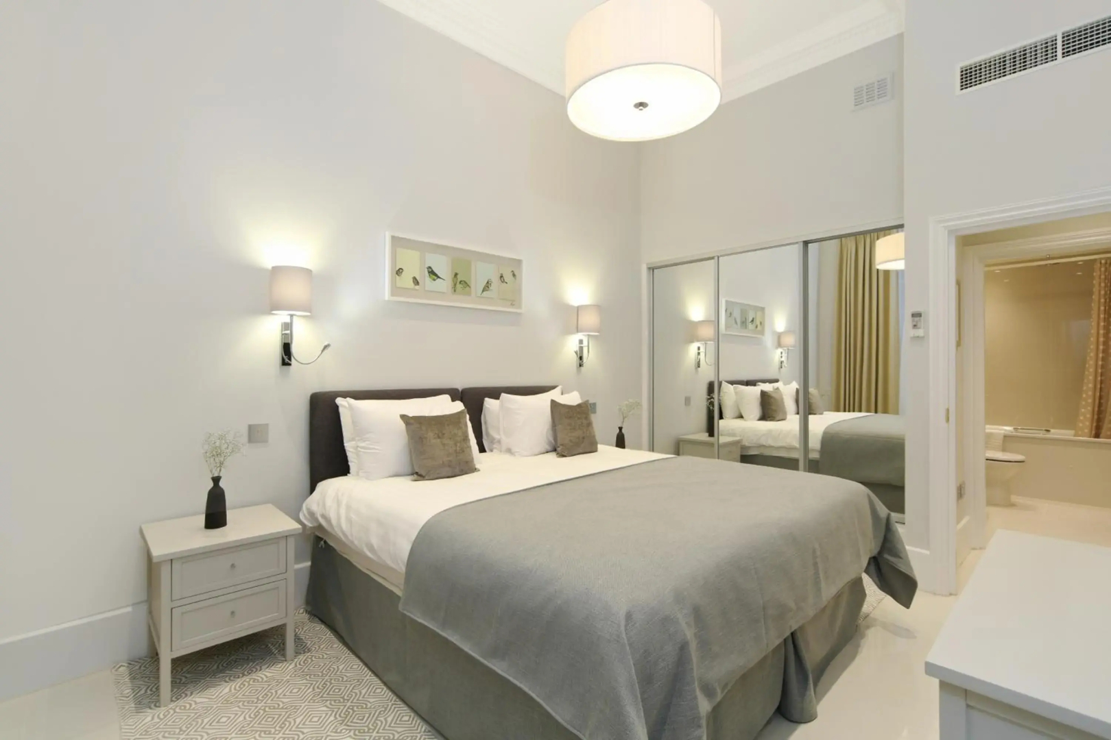 Foto - Queensgate Court Apartments