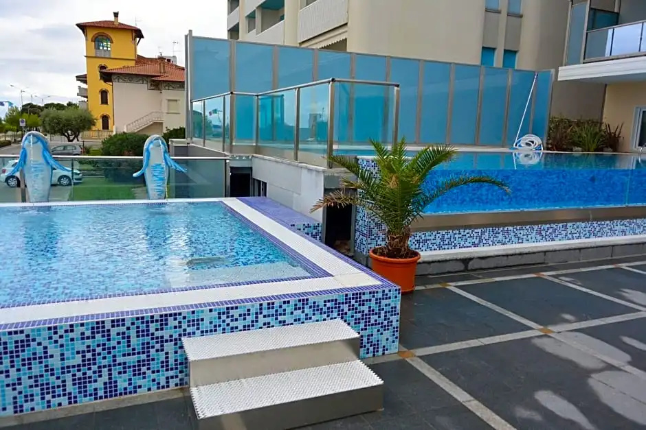 Photo - Hotel Columbus