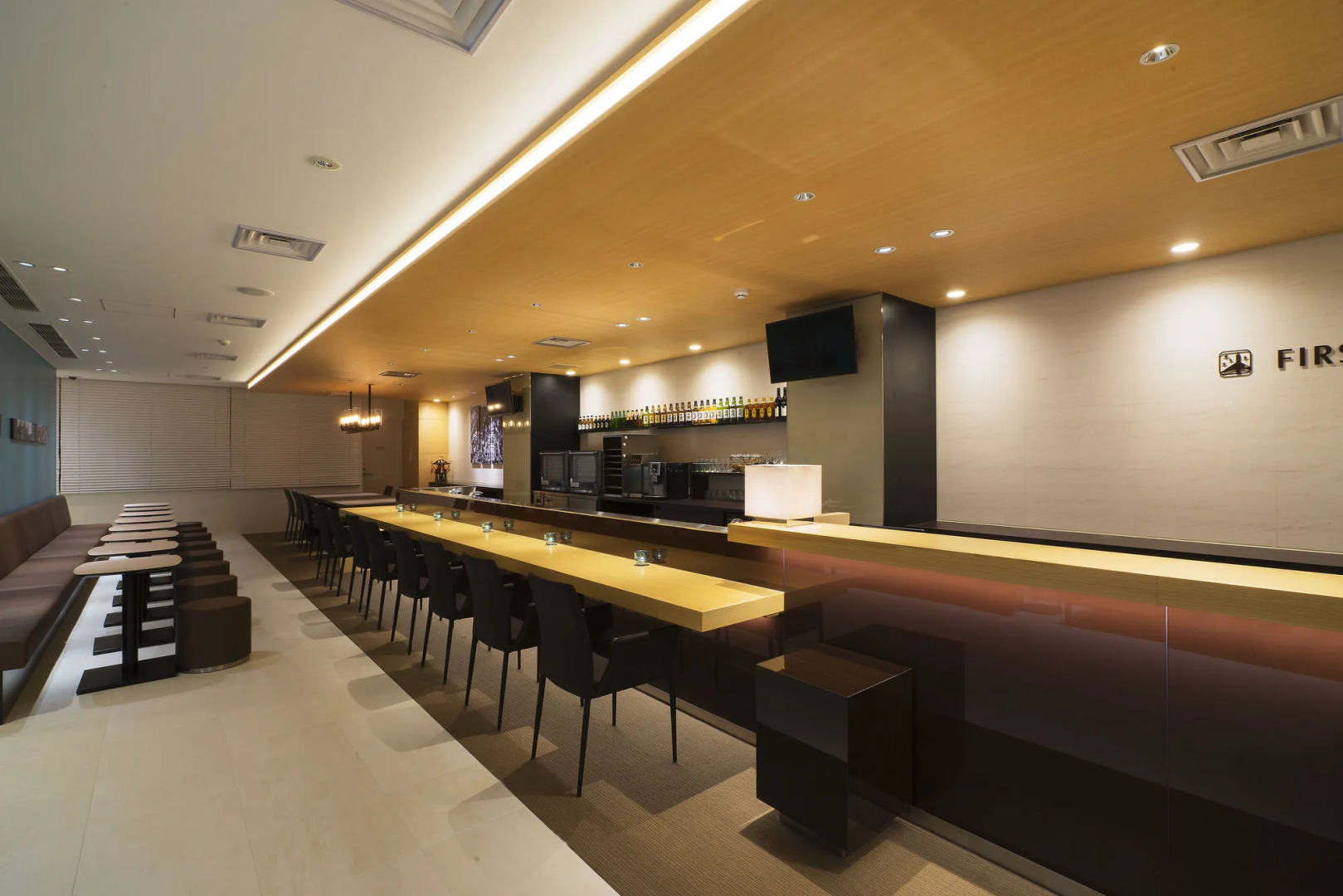 Foto - First Cabin Shinbashi Atagoyama