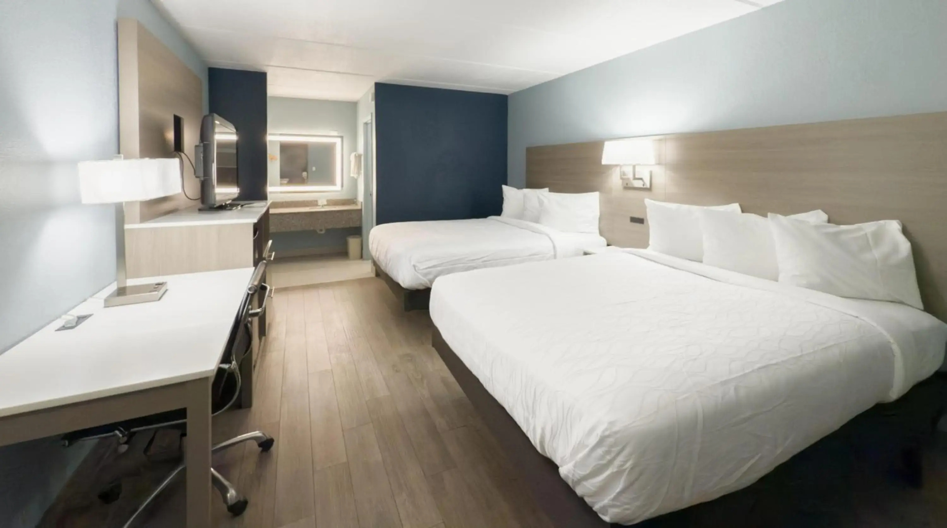 Photo - SureStay by Best Western Jacksonville Airport