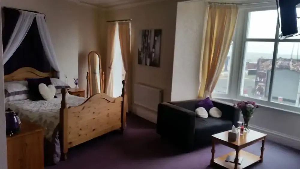 Photo - The Sands Hotel