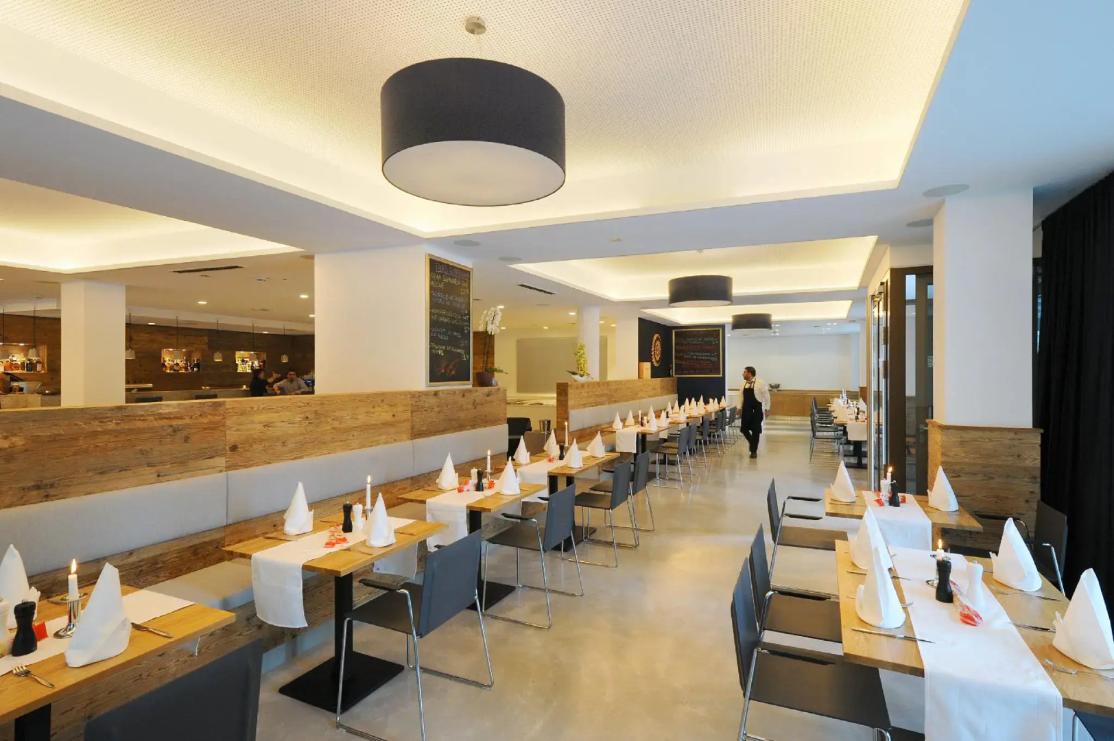 Photo - Bayer 89 Vi Vadi Hotel