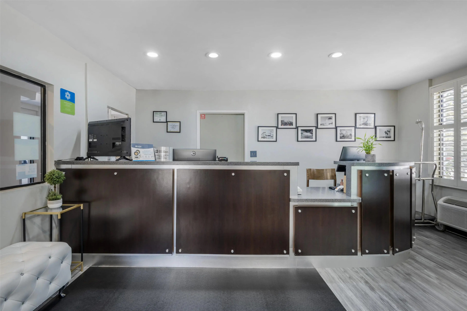 Foto - SureStay Hotel by Best Western Beverly Hills West LA