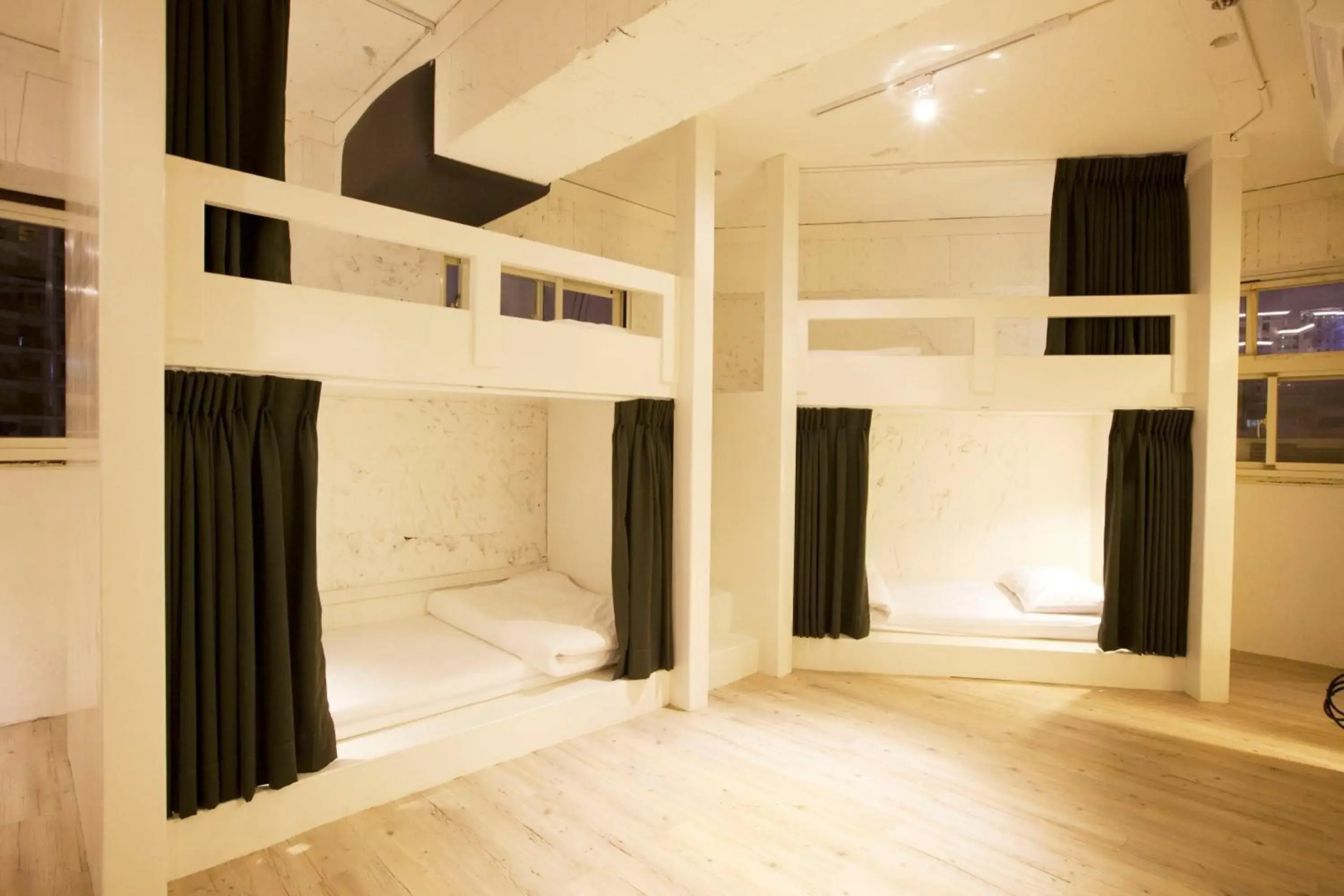 Photo - Mr. Lobster’s Secret Den design hostel