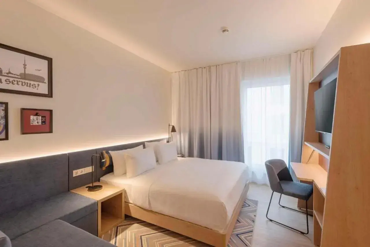 Photo - Hampton By Hilton Vienna City West