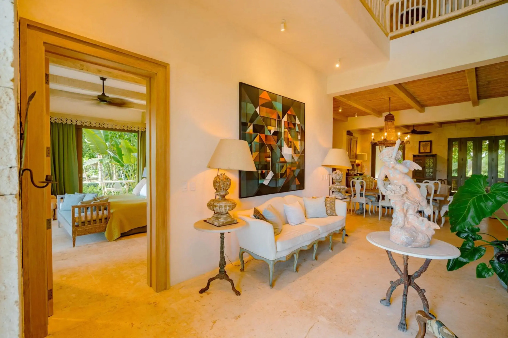 Foto - One-of-a-kind villa with open spaces and amazing views in luxury beach resort