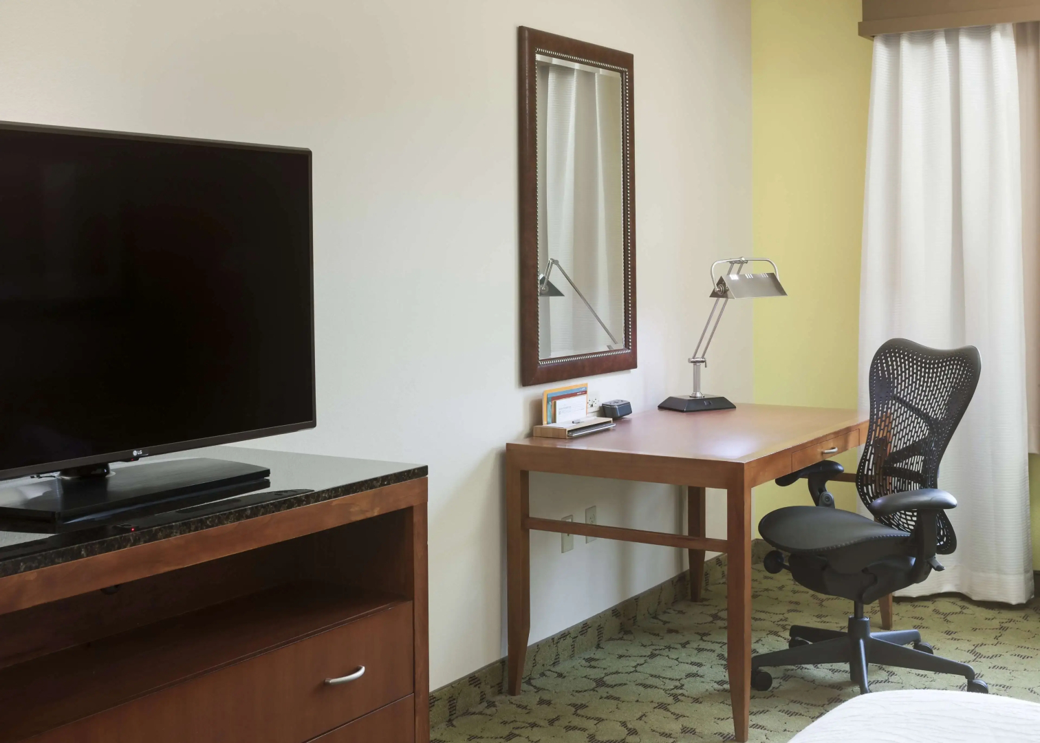 Photo - Hilton Garden Inn Scottsdale North/Perimeter Center