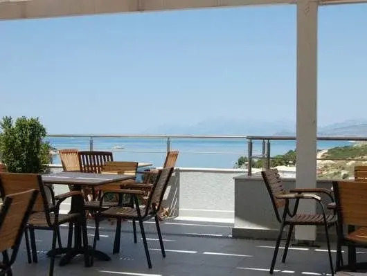 Foto - 6 Milje Hotel