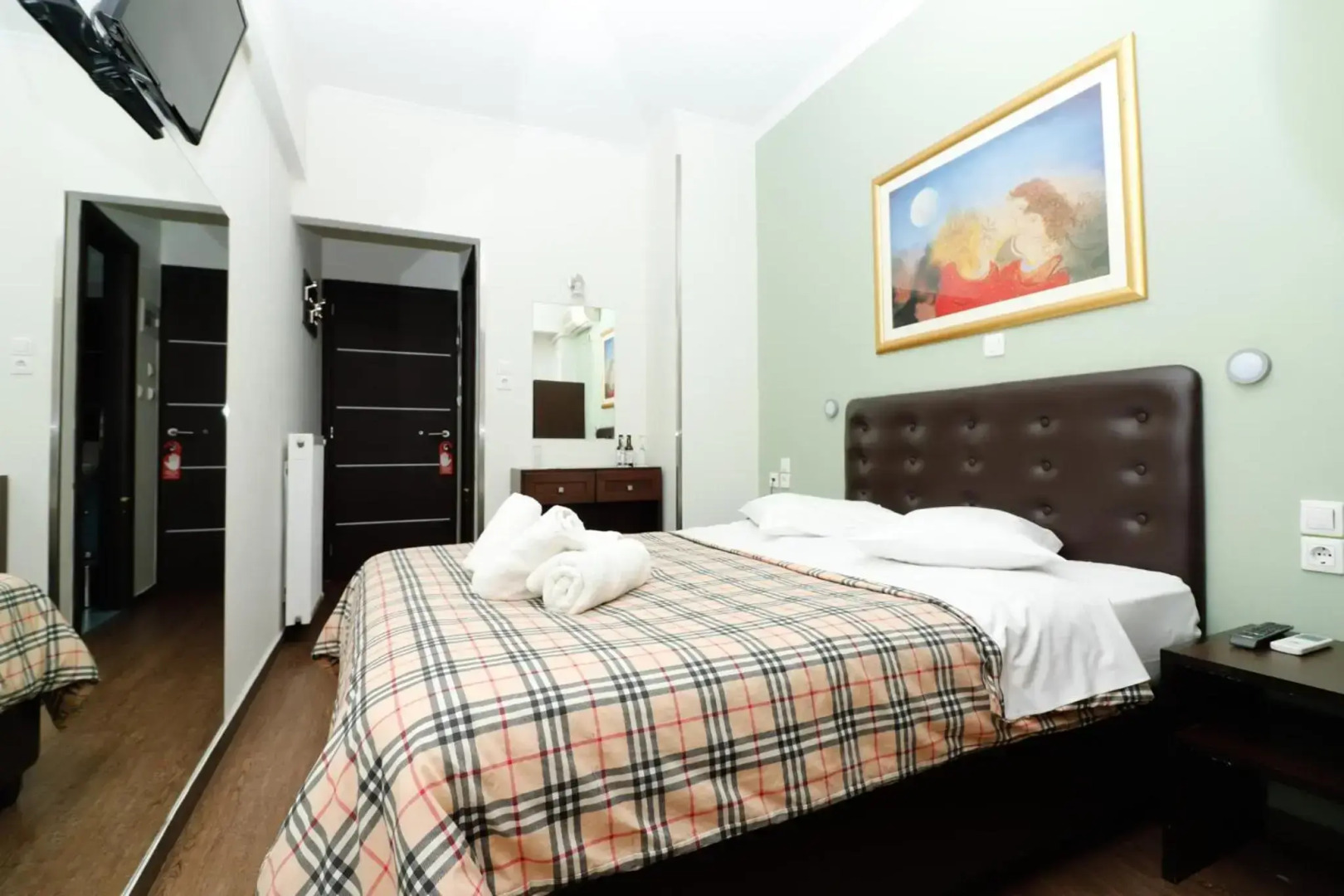 Photo - Mediterranean Hotel