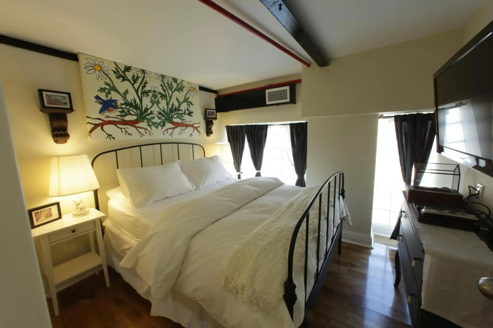 Photo - The Box House Hotel