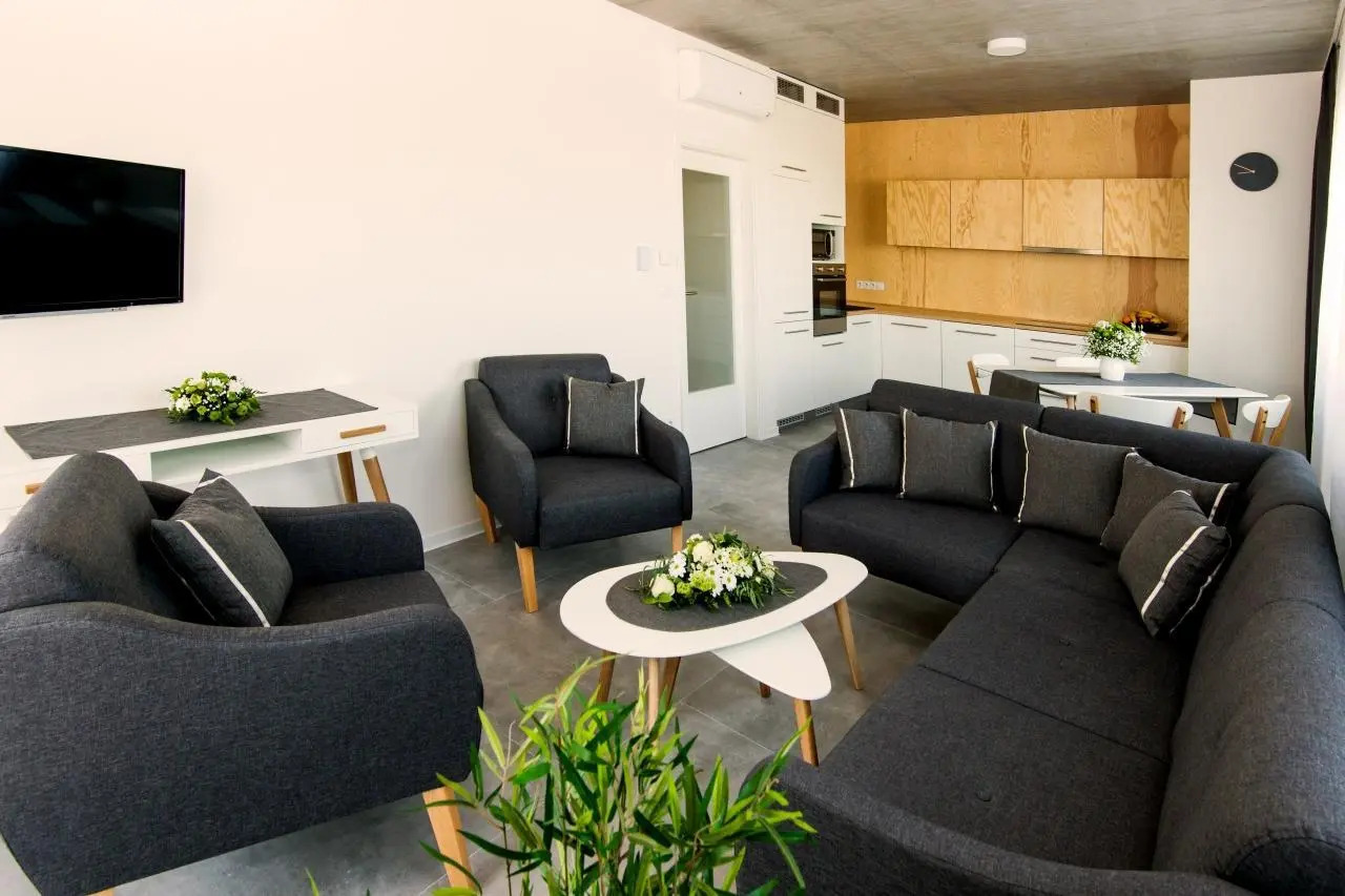 Photo - Residence Trafick