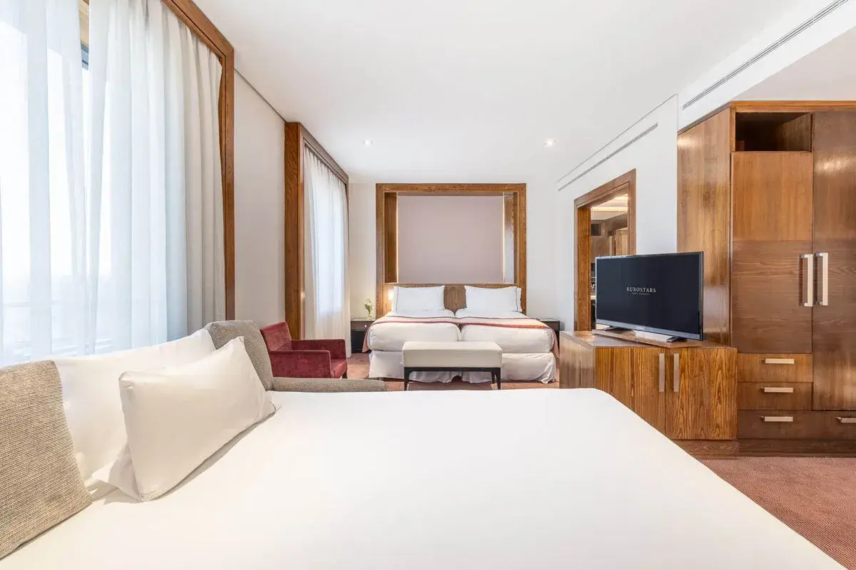 Photo - Eurostars Suites Mirasierra