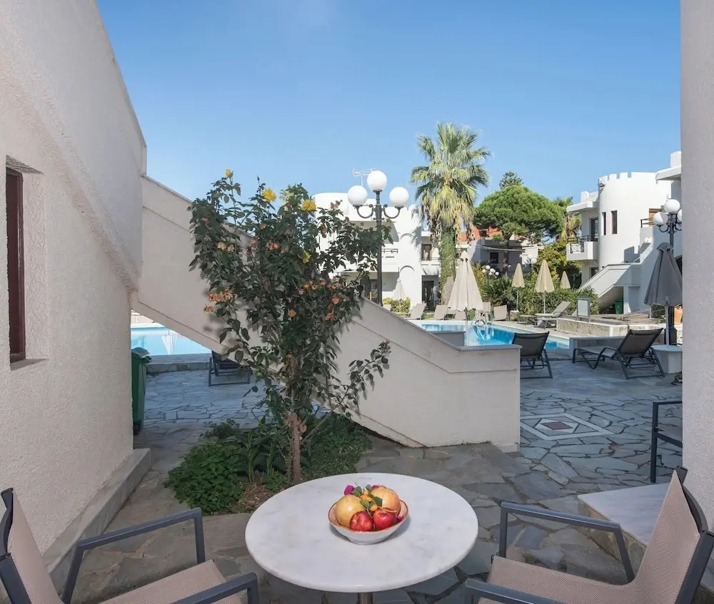 Photo - Castle Suites Hotel
