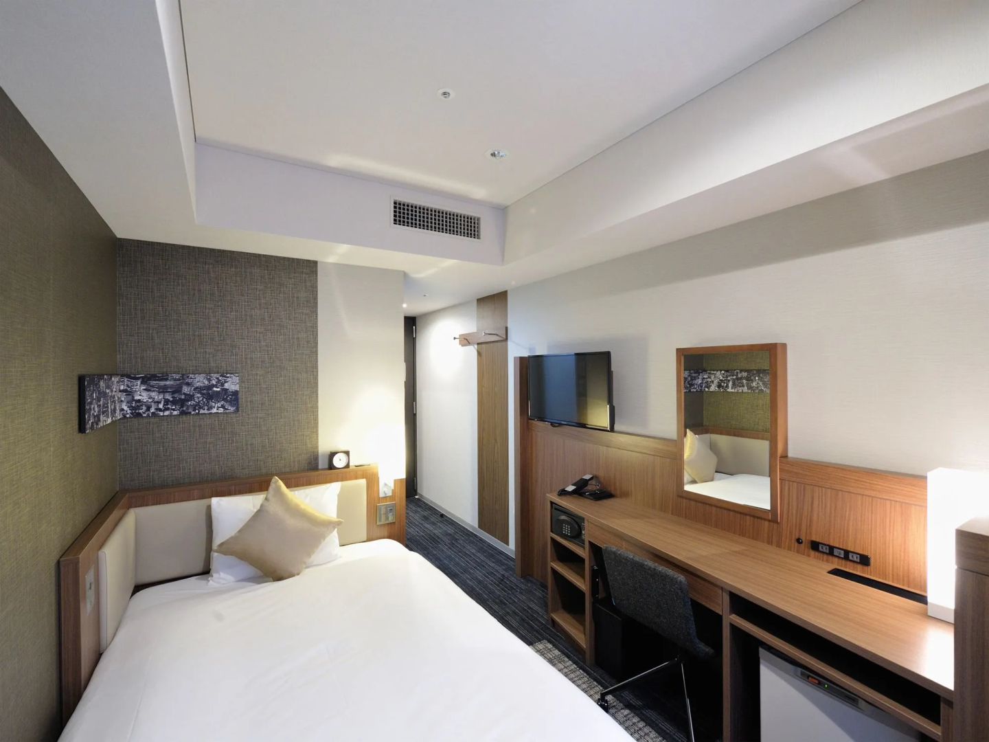 Photo - Four Points Flex by Sheraton Yokohama West