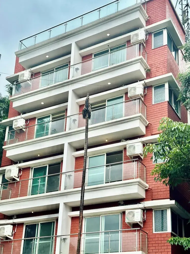 Foto - StayBird - Azure Suites, Business Hotel