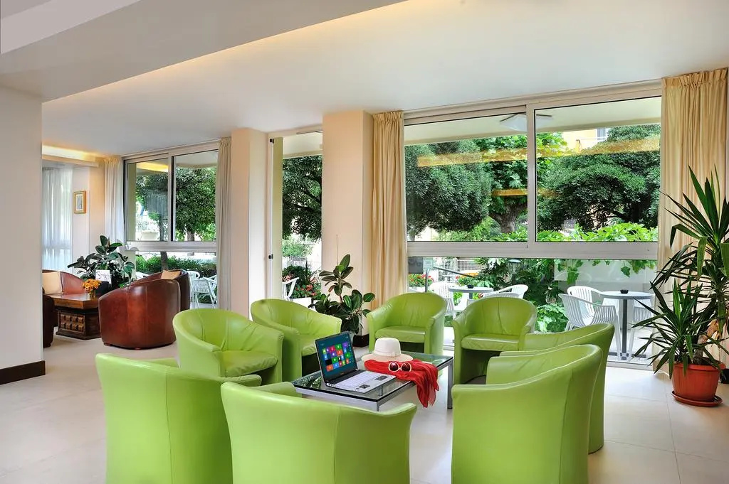 Photo - Hotel Oceanic