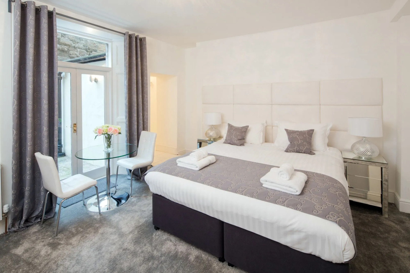 Photo - Hanover 71 Suites