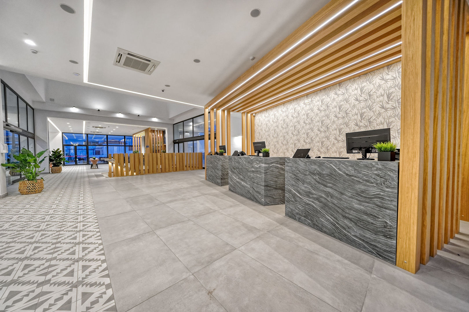 Photo - Broncemar Beach Suites