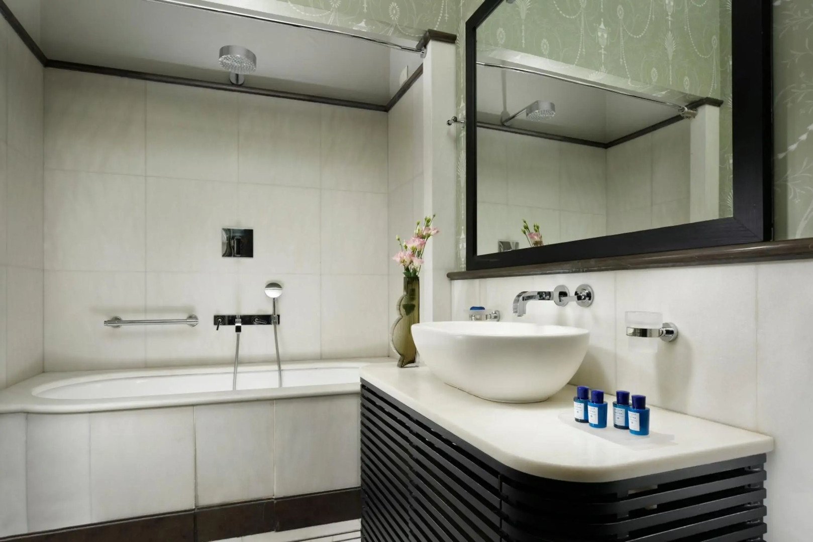 Photo - San Firenze Suites & Spa