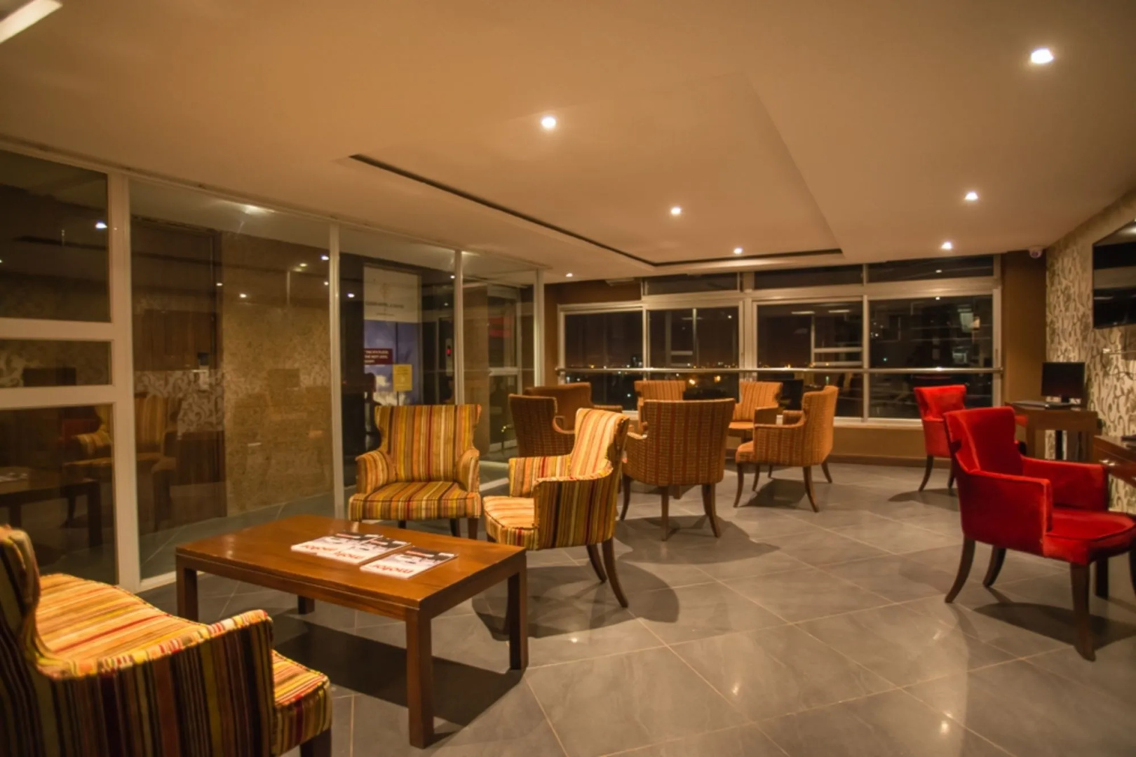 Photo - Cloud Hotel & Suites