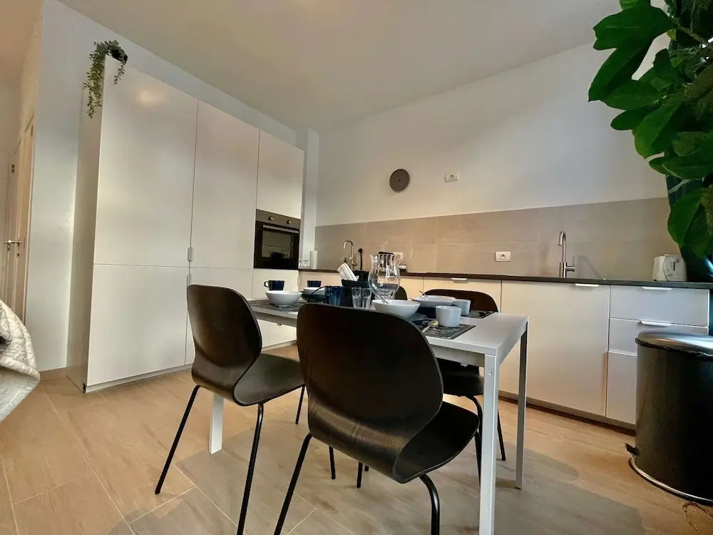 Photo - OneLuxStay near Fashion District