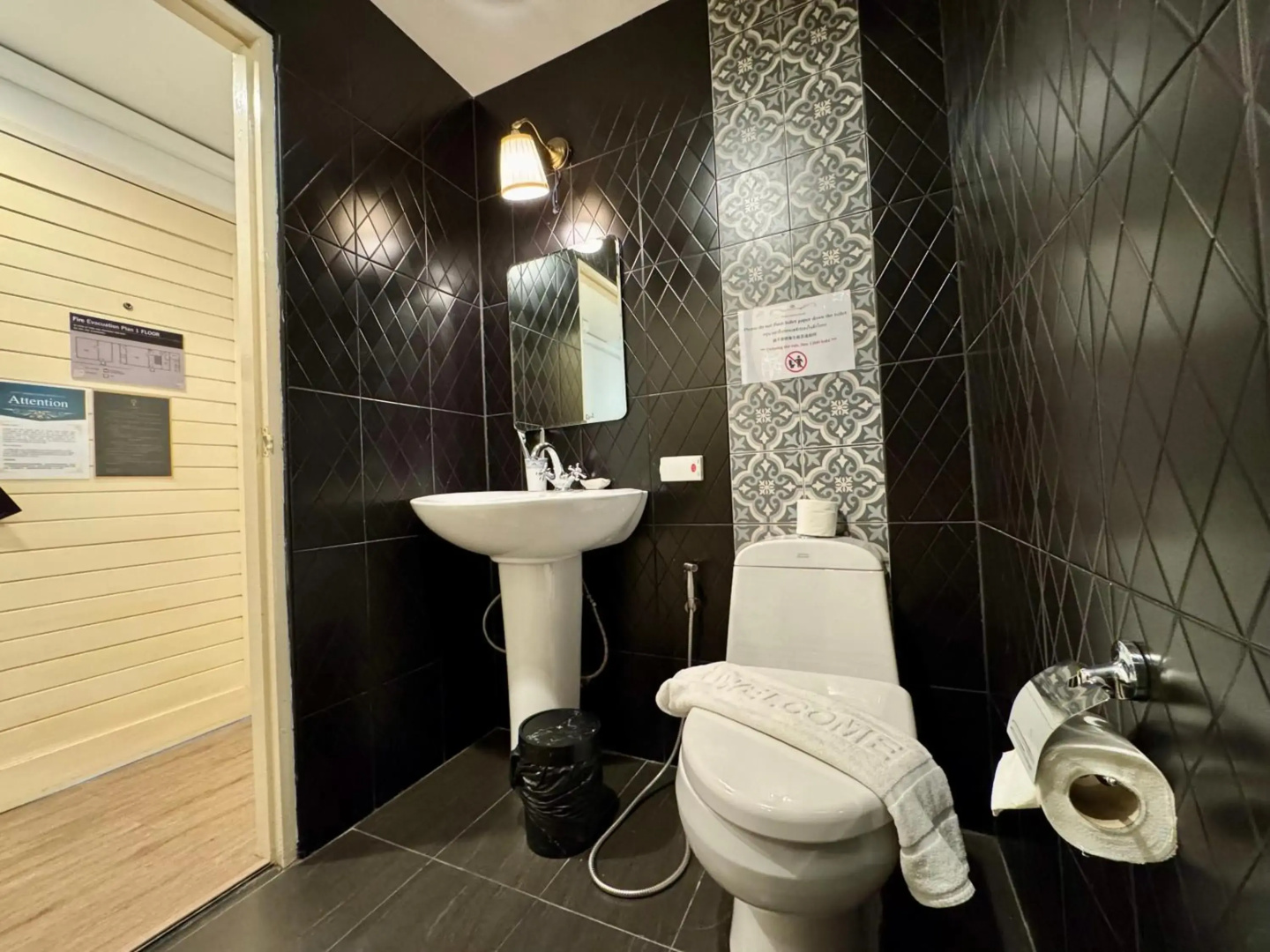 Photo - Nidhra Lanna Hotel Chiang Mai